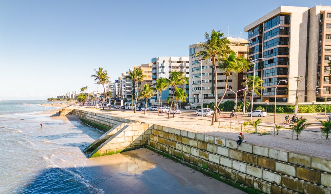 Prefeitura de Maceió já utilizou mais de 14 mil blocos de concreto nas obras de contenção do mar