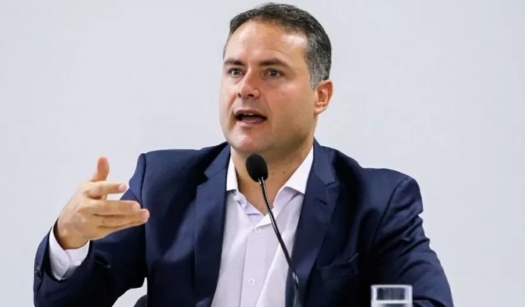 Ministro Renan Filho afirma que Lula fará mais em 2023 do que Bolsonaro fez em 4 anos