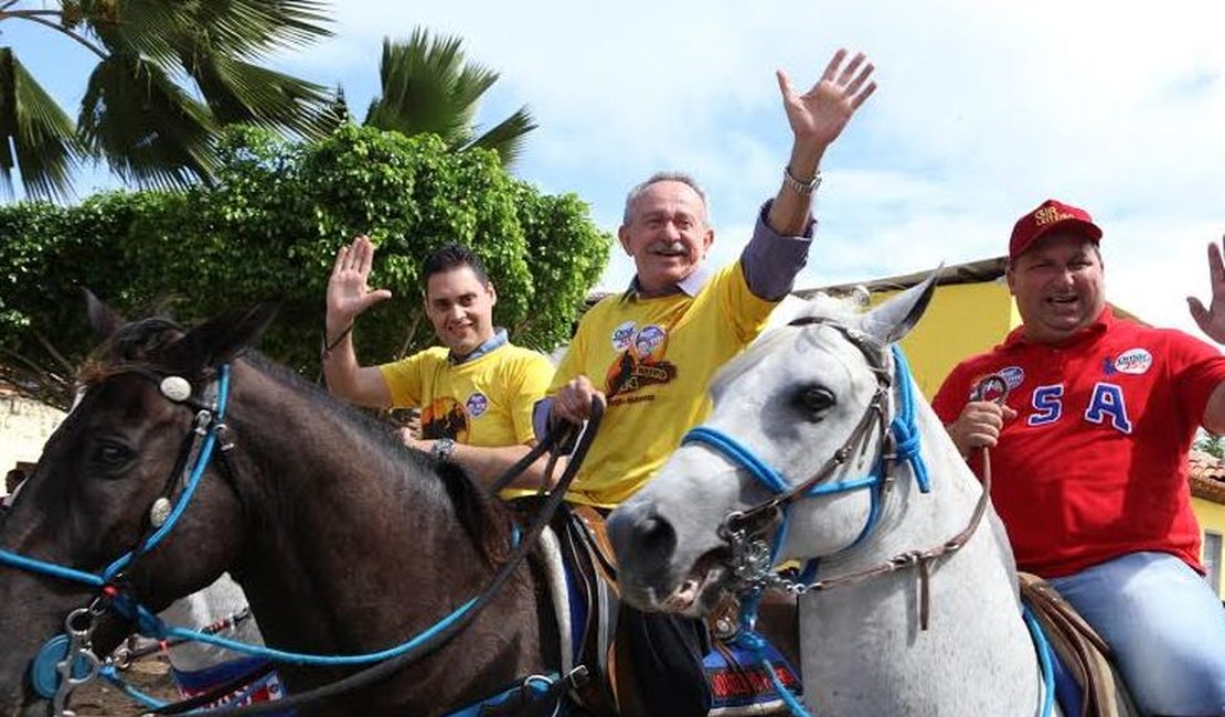 Em cavalgada, Biu diz que vai governar com prefeitos e sociedade