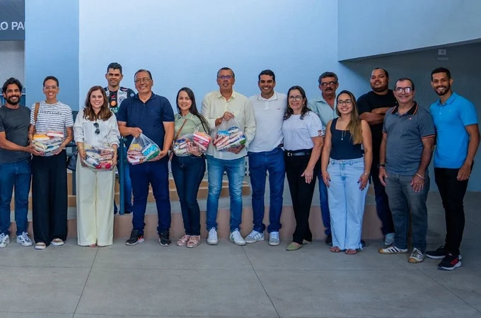 Prefeitura entrega cestas básicas da Corrida da Emancipação a famílias assistidas pelos CRAS de Arapiraca
