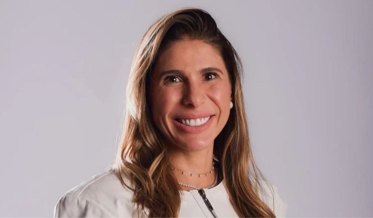 Ex-primeira dama, Marina Cintra articular possível candidatura para 2026