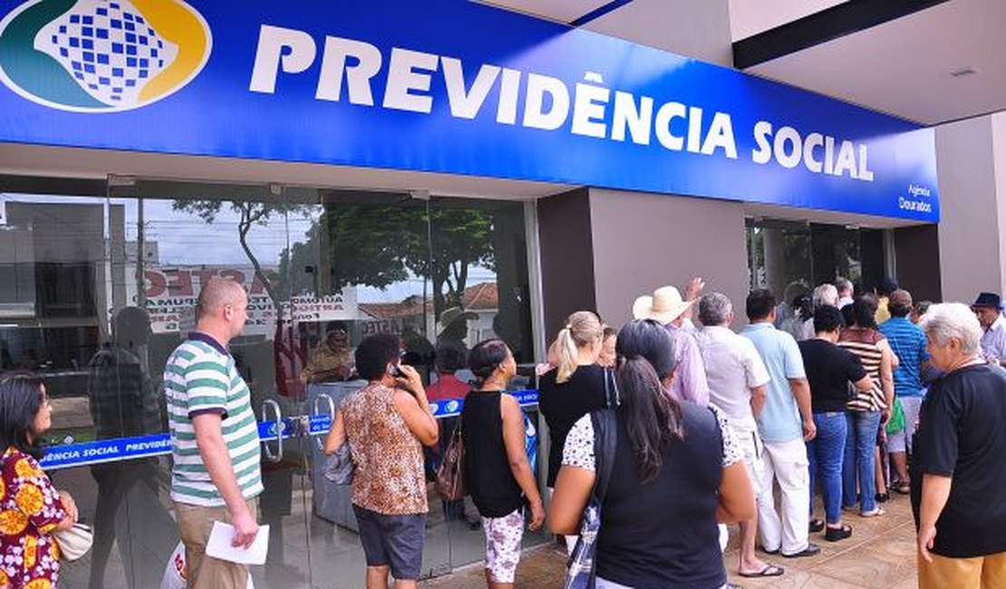 INSS adia abertura de nova agência em Maceió e usuários voltam para casa