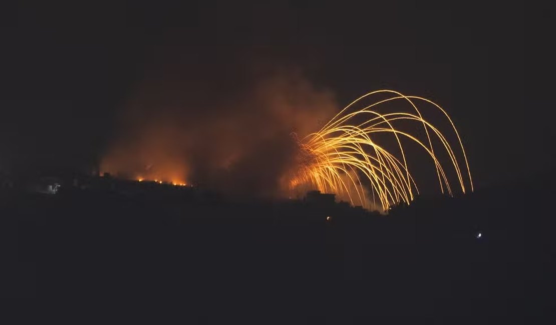 Irã dispara mais de 100 mísseis balísticos contra Israel