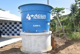 Governo de Alagoas garante água para 252 famílias em Poço das Trincheiras