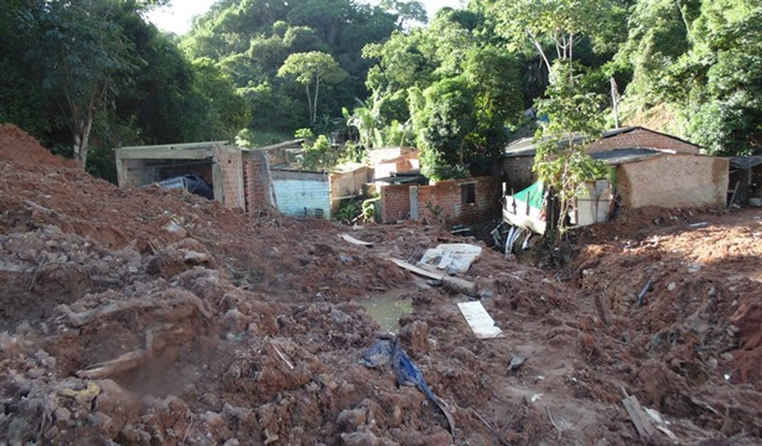 Alagoas devolve dinheiro de enchentes ao Governo Federal com juros de R$ 3 milhões