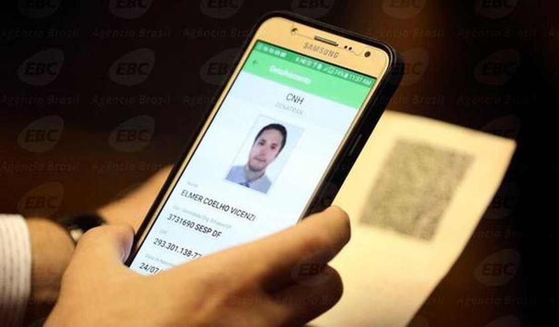 Contran aprova CNH digital, com mesma validade do documento impresso