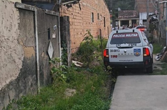 Jovem de 18 anos é assassinado com quatro disparos de arma de fogo em Maceió