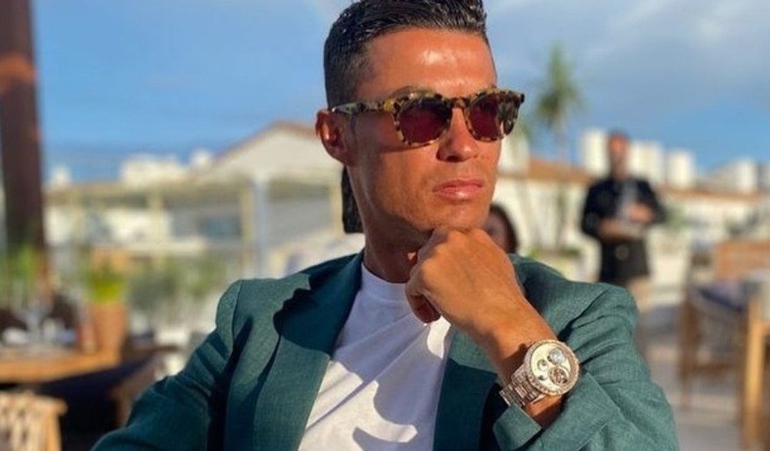 Perto de se juntar a Neymar e Messi no PSG, Cristiano Ronaldo abre negócio milionário