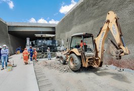 Tráfego de veículos no Viaduto da PRF, em Maceió, será liberado até o Natal