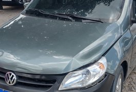 Motorista reduz velocidade em quebra-molas e é atingido por carro no bairro Boa Vista