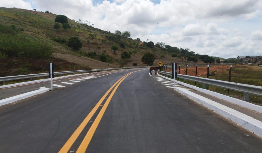 Governo de Alagoas inaugura alça viária com 3,7km de extensão em Joaquim Gomes