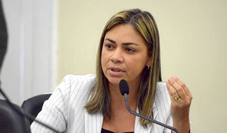 Com endometriose, Flávia Cavalcante se afasta das atividades na Assembleia Legislativa