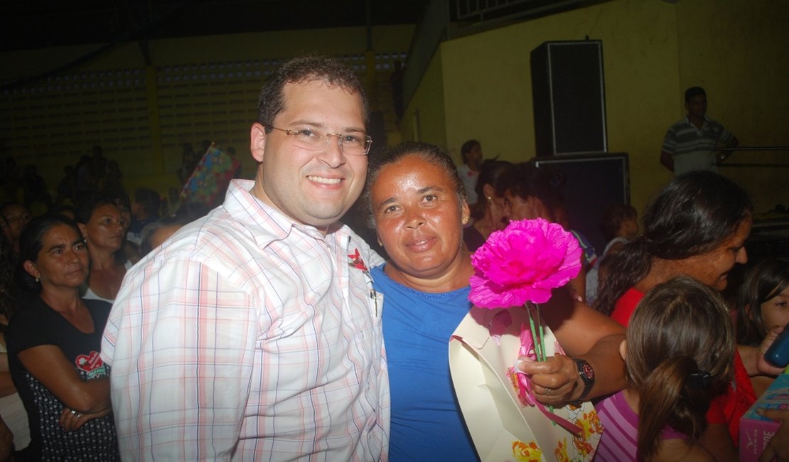 Seninha é reeleito prefeito de Coité do Nóia, com 52% dos votos