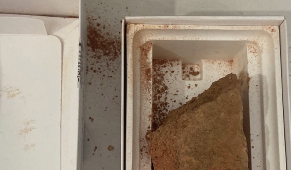 Arapiraquense compra celular pela internet e recebe tijolo no lugar do aparelho