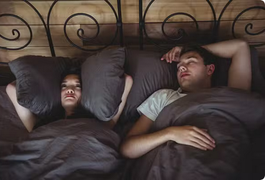 Dormir mal pode aumentar insegurança e ciúme, aponta estudo