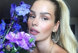 Yasmin Brunet assusta fãs ao fazer alerta para meteoro na Terra