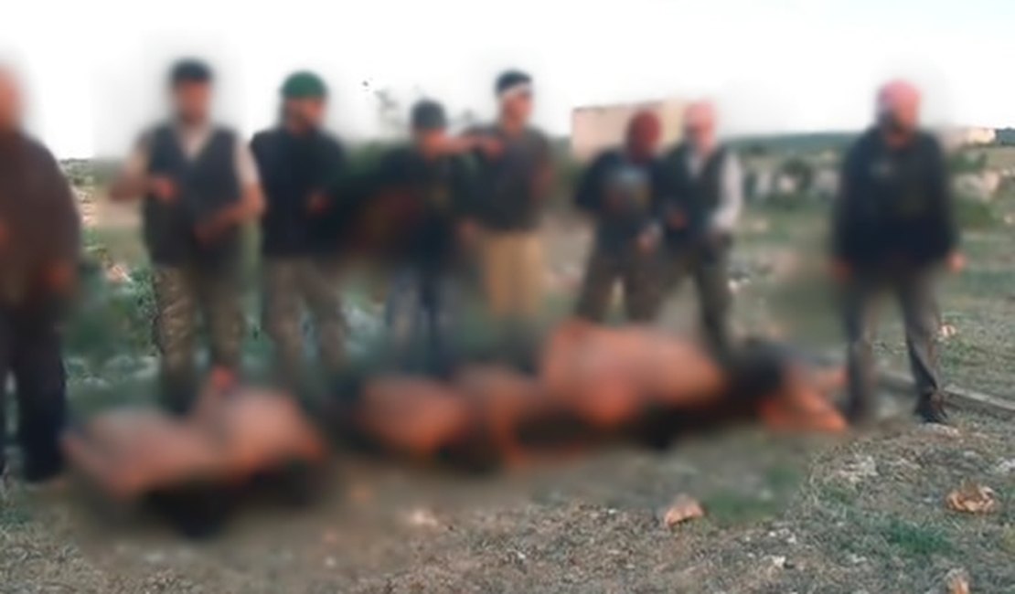 Jornal mostra vídeo de execução de soldados por rebeldes na Síria
