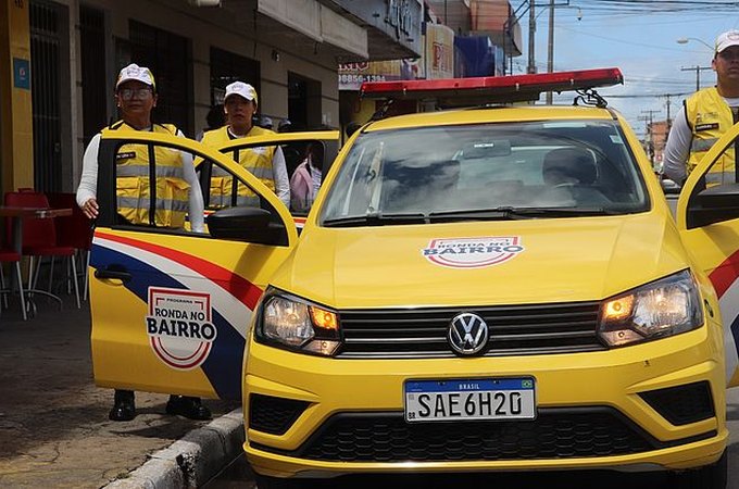 Ronda no Bairro e 1º BPM detêm acusado de violência doméstica na Ponta Verde