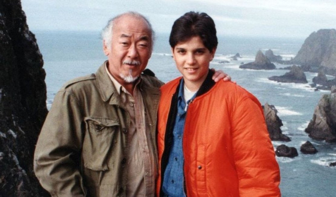 Comediante e alcoólatra: Documentário sobre Pat Morita desconstrói mito de Miyagi