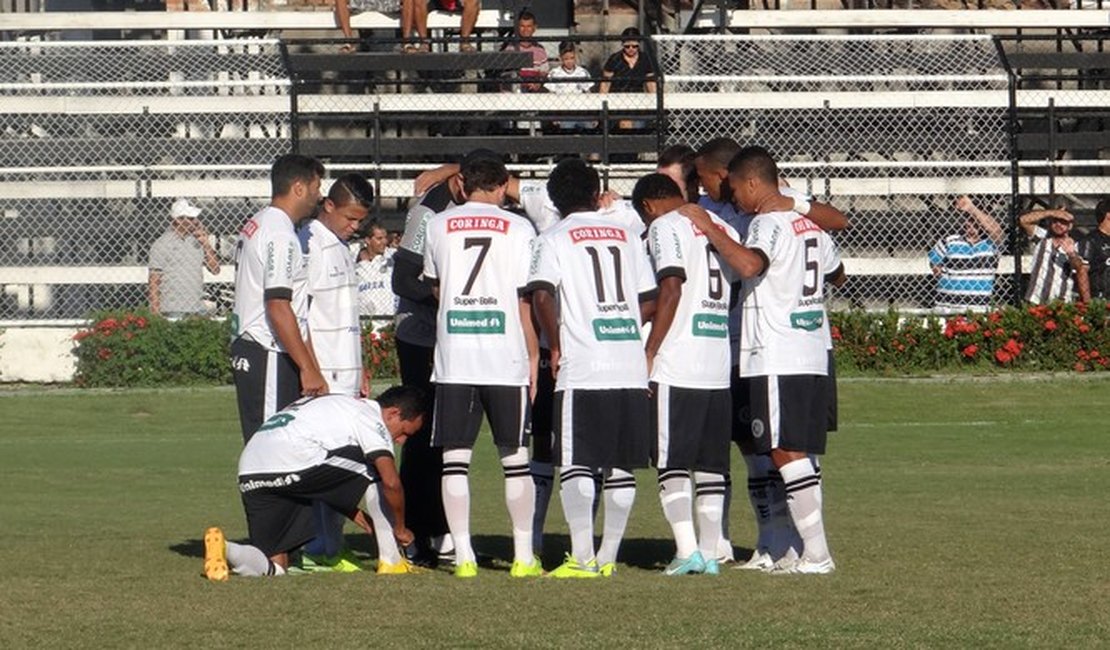 Em 2015, 31 jogadores passaram pelo ASA; veja o número de jogos de cada