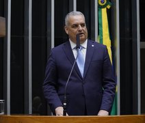 Alfredo Gaspar cobra esclarecimentos do Governo de Alagoas sobre uso indevido de dados de alunos e professores em plataforma de empresa condenada