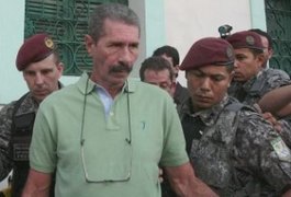 Ex-tenente-coronel Manoel Cavalcante é considerado foragido, diz Polícia Civil
