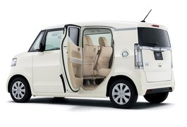 Honda cria carro com interior que vira 'cama' no Japão