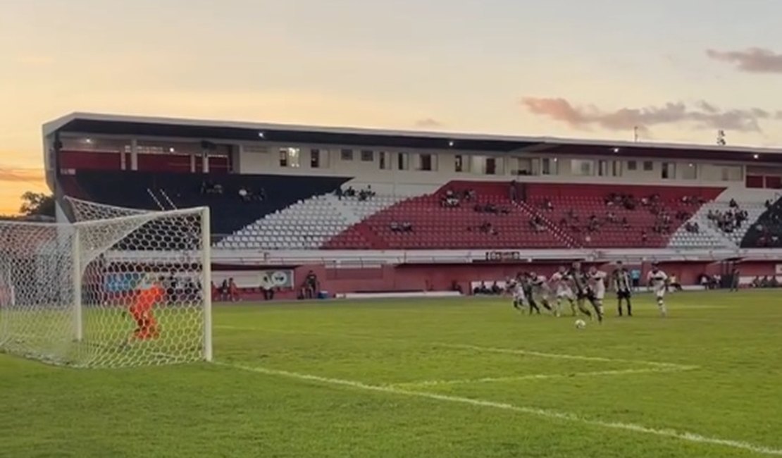 Alex Bruno marca, mas ASA é derrotado pelo Atlético (BA) de virada
