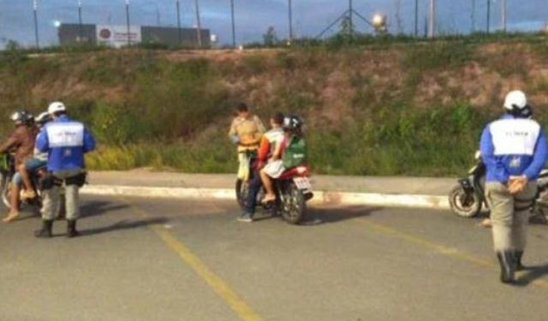 Operação Lei Seca flagra 22 condutores sem habilitação em Arapiraca