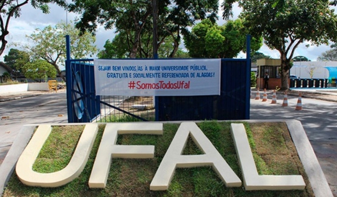 Estudantes têm até o dia 26 de junho para reabertura e rematrícula na Ufal