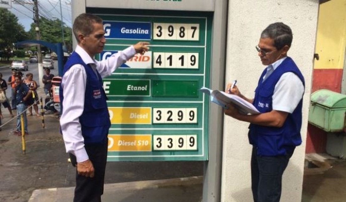 Procon investiga denúncias em postos de combustíveis da capital e interior