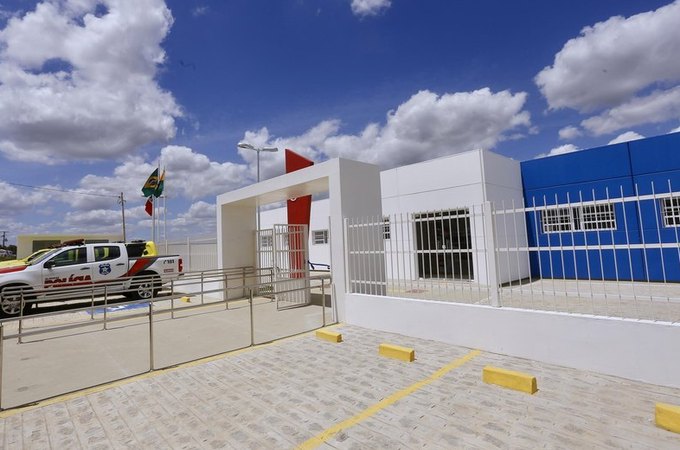 Condutor não habilitado é flagrado pilotando moto irregular e gera risco de acidente no Agreste alagoano
