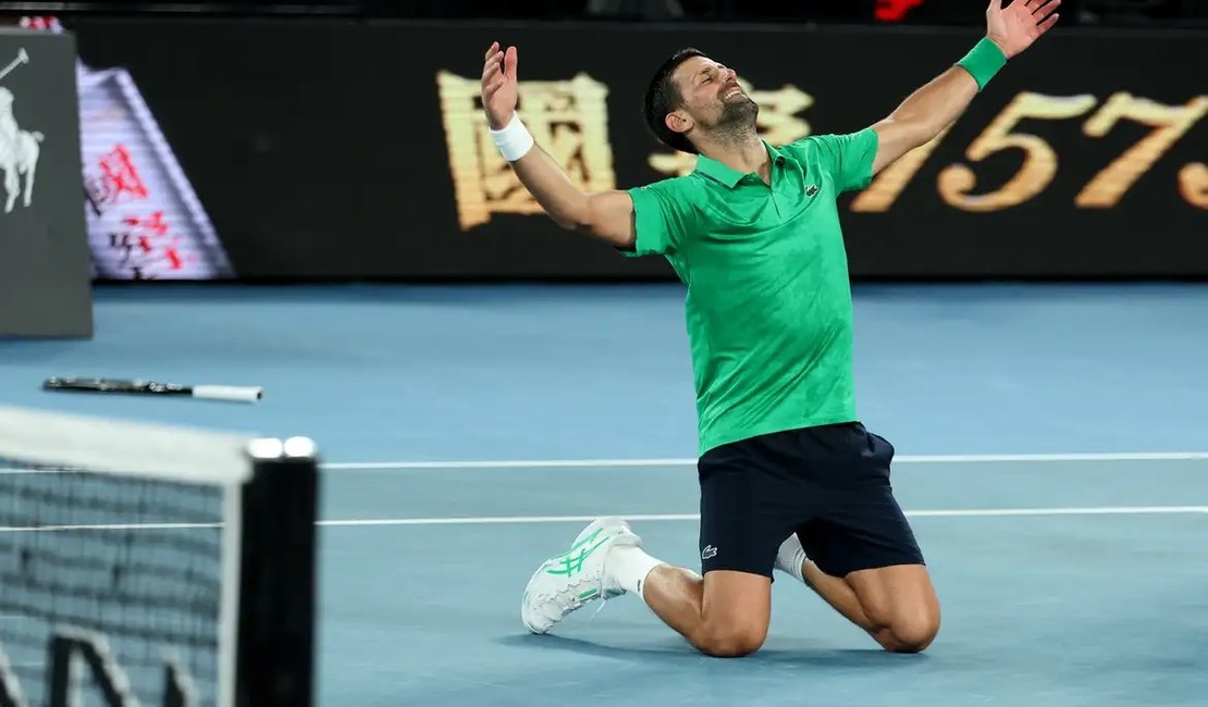 Djoko derrota Sinner e encara Alcaraz na final do Aberto da Austrália