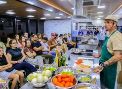 Penedo Sabor & Jazz une alta gastronomia e tradição afro com aulas-show abertas e oficinas de culinária