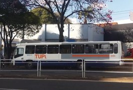 Ataque a facadas dentro de ônibus deixa três pessoas mortas em avenida de Piracicaba