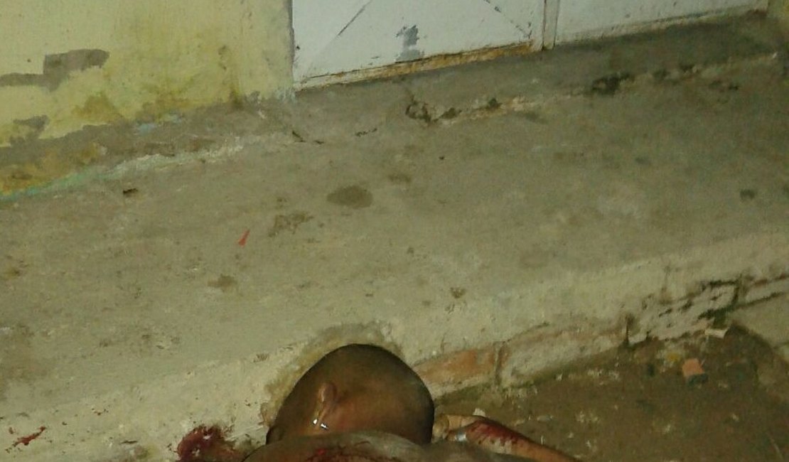 Jovem é morto a tiros no Conjunto Brisa do Lago, em Arapiraca