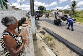 Renan Filho anuncia recuperação da rodovia de acesso a Feira Grande