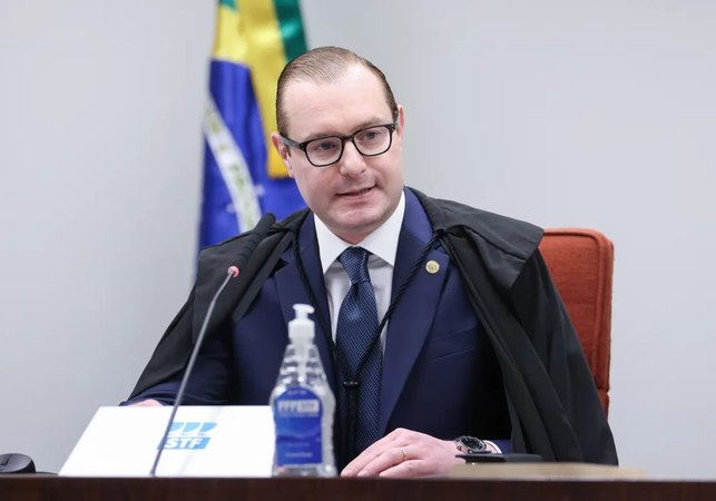 Zanin prorroga votação até 19h em todo Brasil