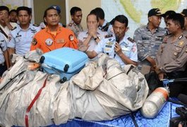 Indonésia confirma ter achado avião da AirAsia no fundo do Mar de Java