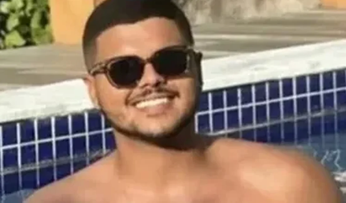 Polícia procura suspeito de envolvimento na morte de empresário encontrado dentro de carro em Maceió