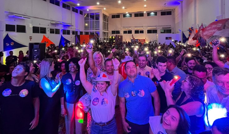 Encontro com lideranças de Maceió: Samyra do Basto e André Silva recebem apoio de multidão em grande ato político
