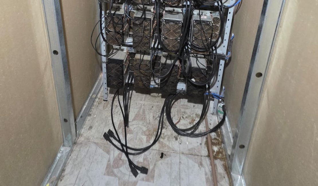Polícia Civil desarticula quatro fazendas de mineração ilegal de criptomoedas em Porto Real do Colégio