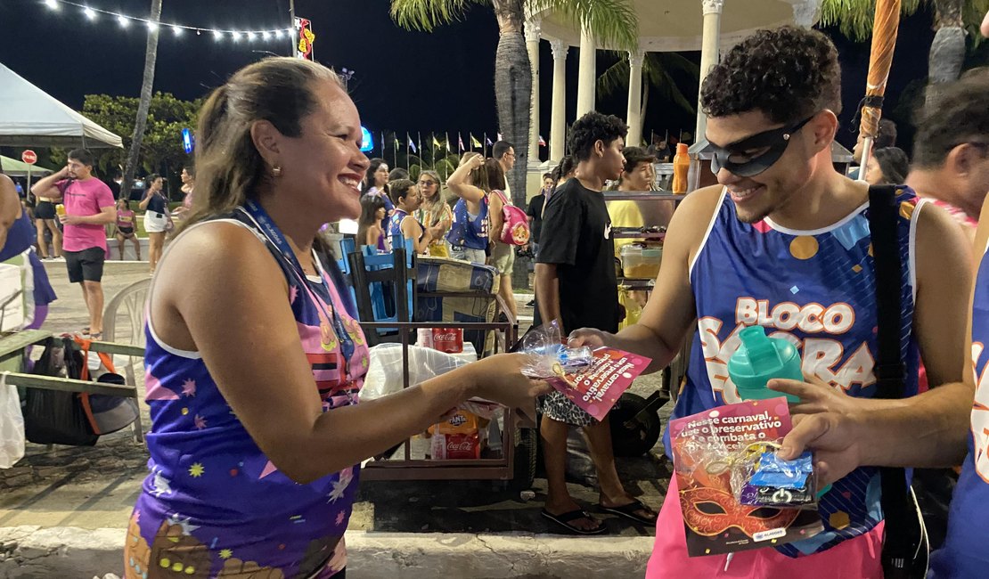 Nise no Frevo: Sesau garante apoio psicológico e acolhimento para foliões nas prévias carnavalescas no Jaraguá