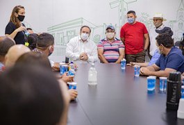 Projeto do mercado do atacado é apresentado aos comerciantes de frutas de Arapiraca