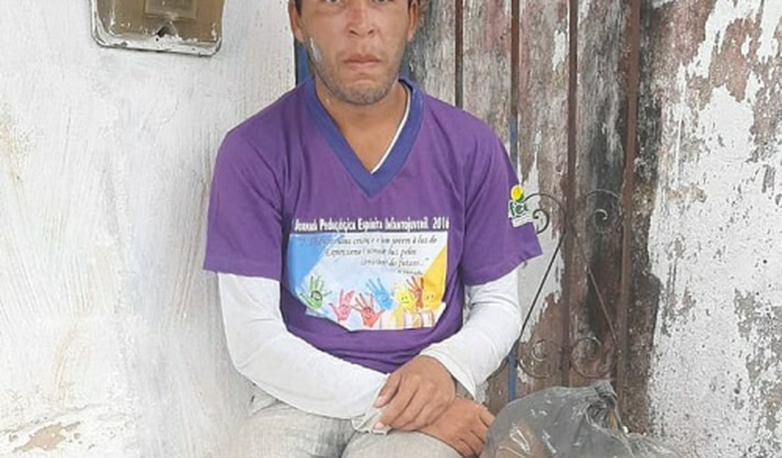 Sem lembrar quem é família, homem em Sergipe procura parentes de Arapiraca