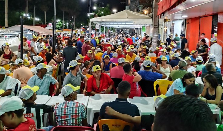 Prefeito Bueno Higino realiza festa para os romeiros de Coité do Nóia em Juazeiro