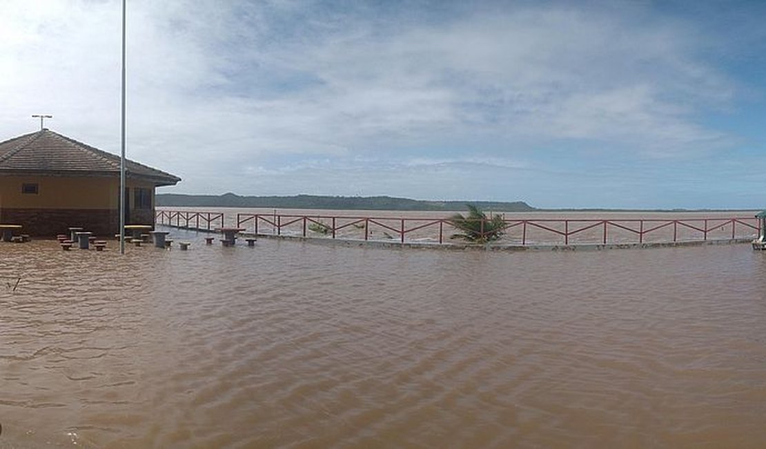 Período chuvoso: IMA alerta para riscos nos banhos de mar e lagoa