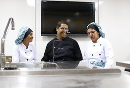 Estudante de Marechal Deodoro tem história publicada em coletânea nacional