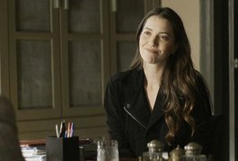 Fabiana dá golpe em Agno e cancela procuração que havia assinado