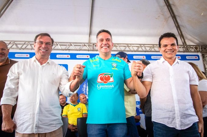 Luciano comemora assinatura de OS para pavimentação do acesso de quatro comunidades rurais; assista
